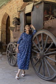 Women Indigo Blue Printed Dress With Three Quarter Sleeves