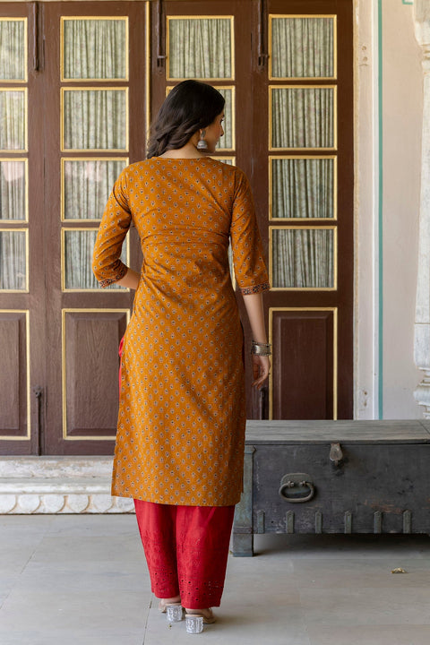 Women Mustrad Ethnic Printed Straight Kurta with Three Quarter Sleeves