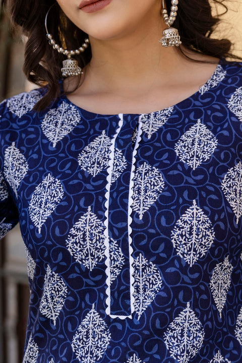 Women Navy Blue Ethnic Printed Straight Kurta with Lace Details