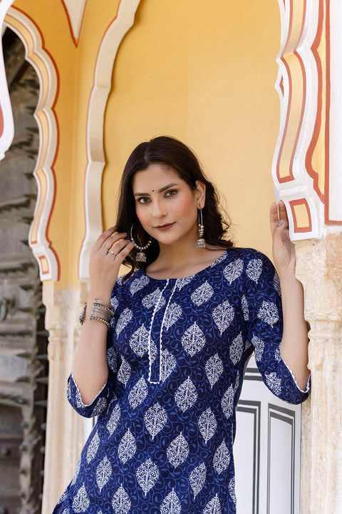 Women Navy Blue Ethnic Printed Straight Kurta with Lace Details