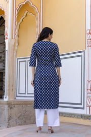 Women Navy Blue & White Ethnic Motifs Printed Thread Work Cotton Kurta