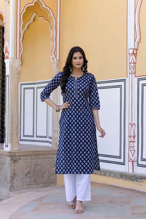 Women Navy Blue & White Ethnic Motifs Printed Thread Work Cotton Kurta