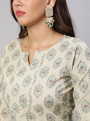 Women Cream Printed Straight Kurta With Three Quarter Sleeves