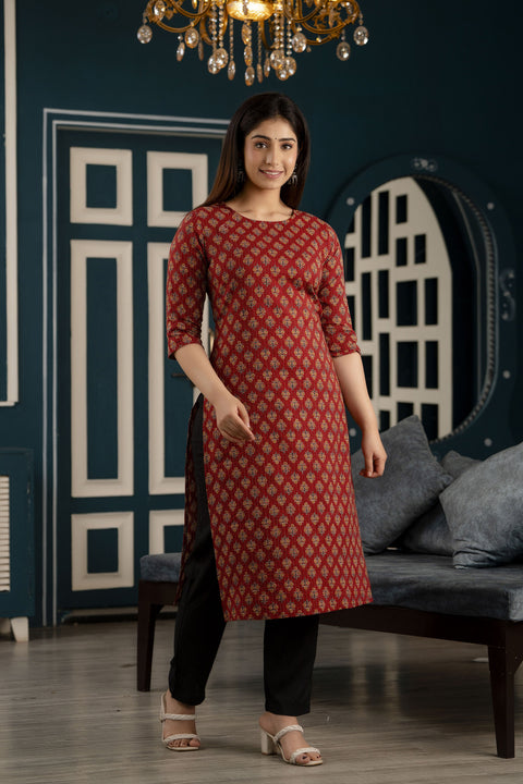 Women Maroon Printed Straight Kurta With Three Quarter Sleeves