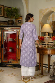 Women Purple Ethnic Printed Straight Kurta with Three Quarter Sleeves