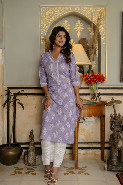 Women Purple Ethnic Printed Straight Kurta with Three Quarter Sleeves
