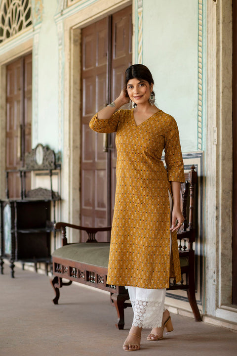 Women Yellow Ethnic Printed Straight Kurta with Three Quarter Sleeves