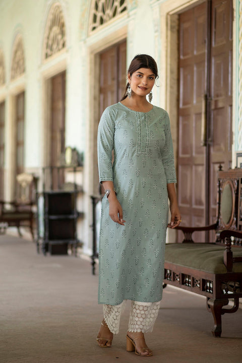 Women Green Ethnic Printed Straight Kurta with Three Quarter Sleeves