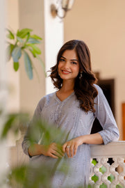 Women Purple Ethnic Printed Straight Kurta with Three Quarter Sleeves