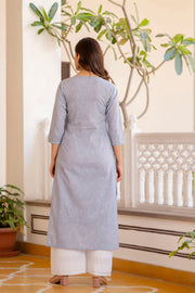 Women Purple Ethnic Printed Straight Kurta with Three Quarter Sleeves