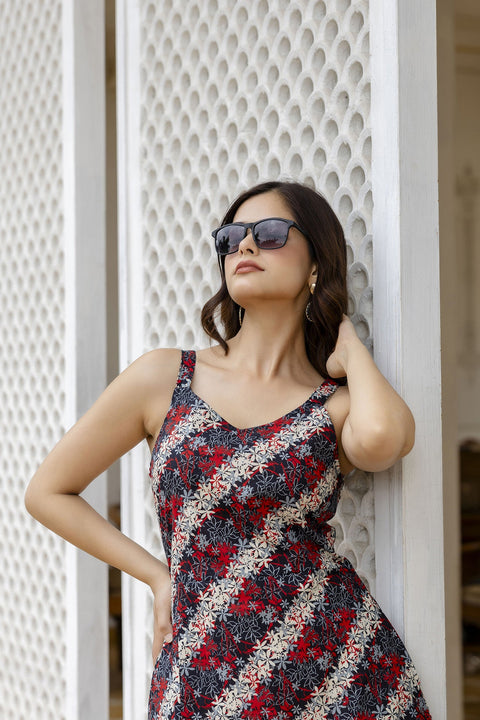 Women Black Abstract Printed Sleeveless Dress