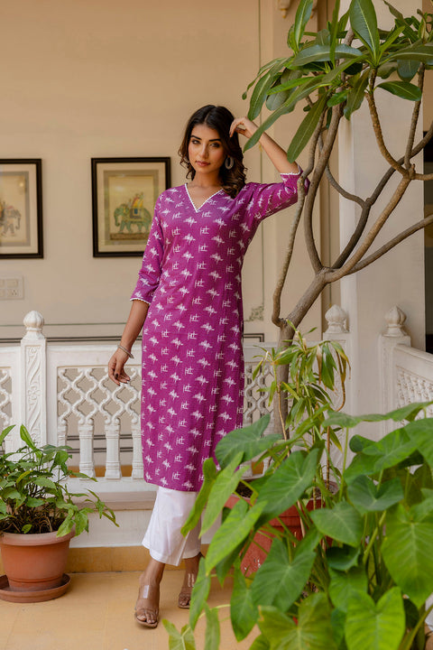 Women Purple Ethnic Printed Straight Kurta with Three Quarter Sleeves