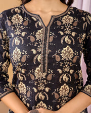 Women Black Printed Straight Tunic