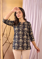 Women Black Printed Straight Tunic