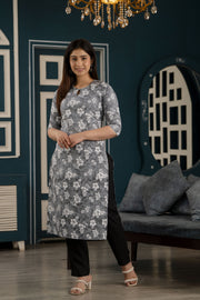 Women Grey Ethnic Printed Straight Kurta With Three Quarter Sleeves