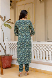 Women Green Printed Straight Kurta With Trouser