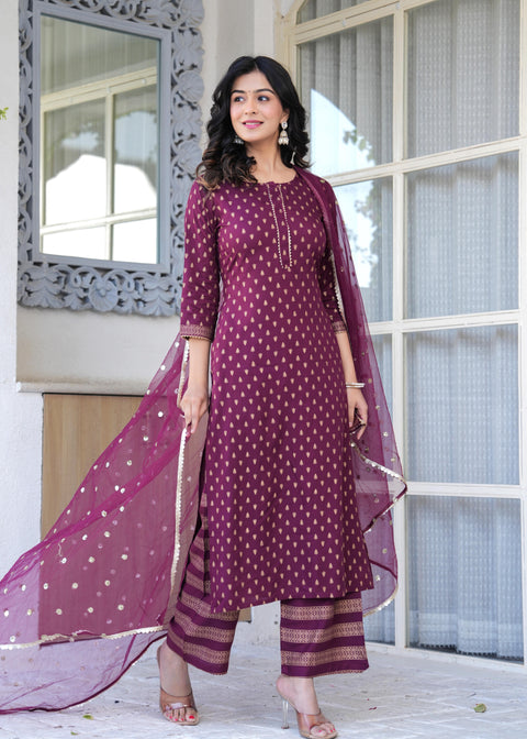 Burgundy Gold Printed Straight Kurta Set With Net Dupatta for Women