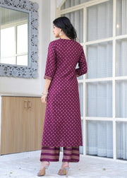 Burgundy Gold Printed Straight Kurta Set With Net Dupatta for Women