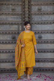 Women Mustard & Gold Printed Straight Kurta With Plazzo  & Dupatta