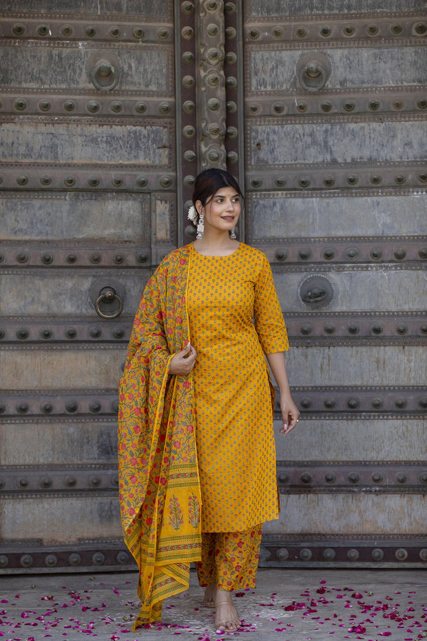 Women Mustard & Gold Printed Straight Kurta With Plazzo  & Dupatta