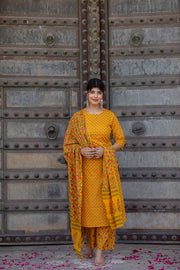 Women Mustard & Gold Printed Straight Kurta With Plazzo  & Dupatta