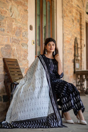 Women Black Ethnic Printed Straight Kurta With Palazzo And Dupatta