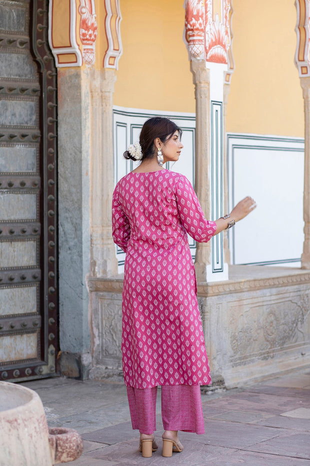 Women Pink Ethnic Printed Straight kurta With Palazzo and dupatta