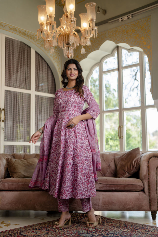 Women Lavender Floral Printed Kurta With Trouser And Dupatta