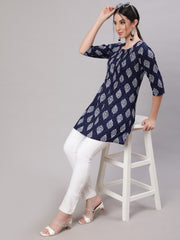 Women Blue Straight Tunic With Three Quaretr Sleeves