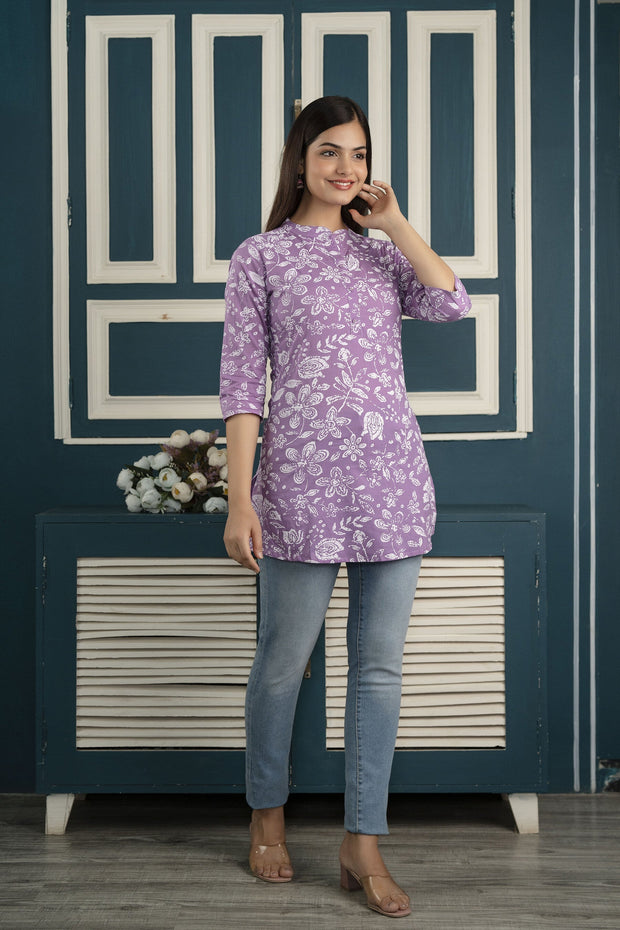 Women Purple Straight Tunic With Three Quaretr Sleeves