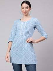 Women Blue Straight Tunic With Three Quaretr Sleeves