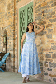 Women Blue Bandhani Printed Sleeveless Kurta