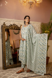 Women Green Printed Straight Kurta With Trouser And Dupatta