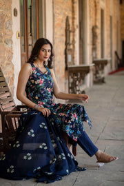 Women Navy Blue Printed Straight Kurta With Trouser And Dupatta