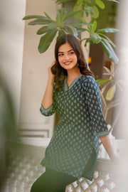 Women Green Straight V- Neck Tunic