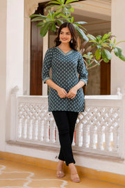 Women Green Straight V- Neck Tunic
