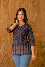 Women Blue Tunic With Three Quaretr Sleeves