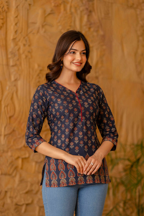 Women Blue Tunic With Three Quaretr Sleeves