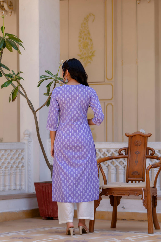 Women Purple Ethnic Printed Straight Kurta with Three Quarter Sleeves