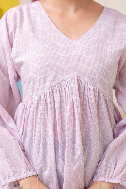 Women Pink Zig Zag Print V-Neck Peplum Top