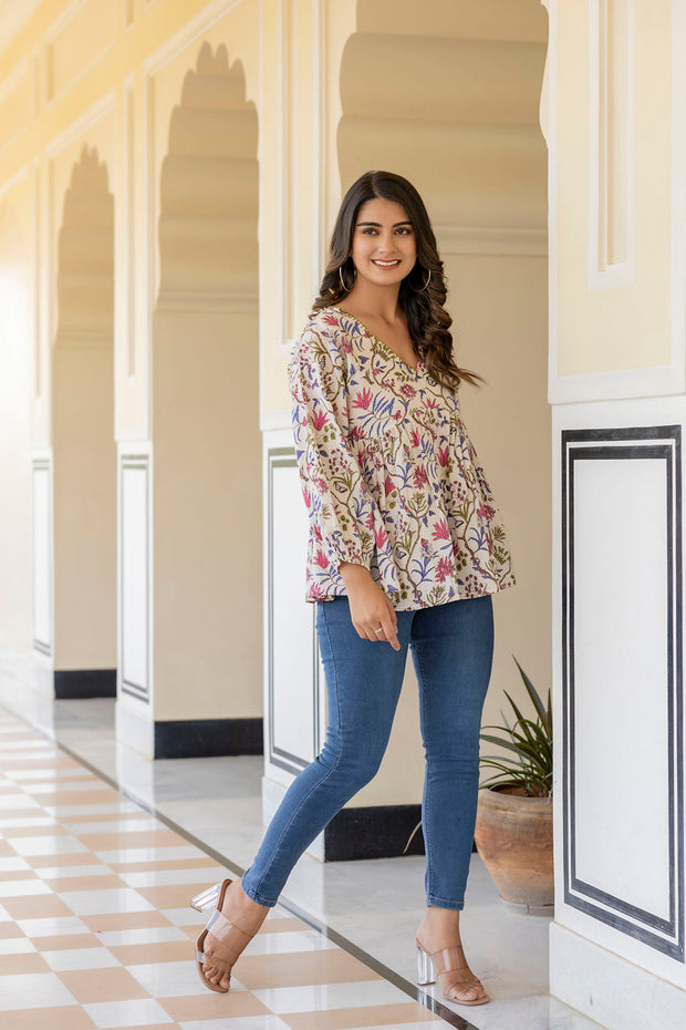 Women Off White Printed V-Neck Peplum Top