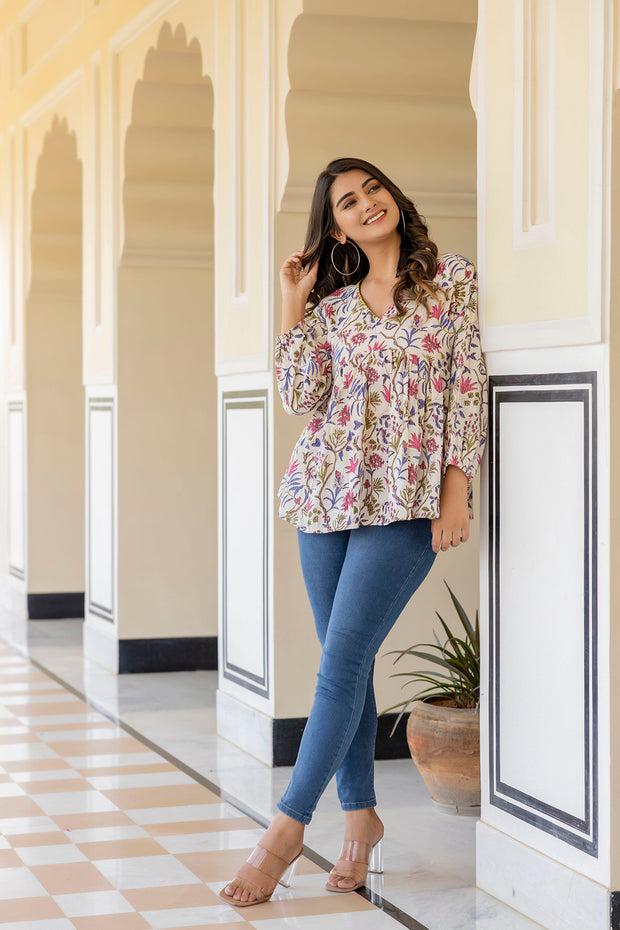 Women Off White Printed V-Neck Peplum Top