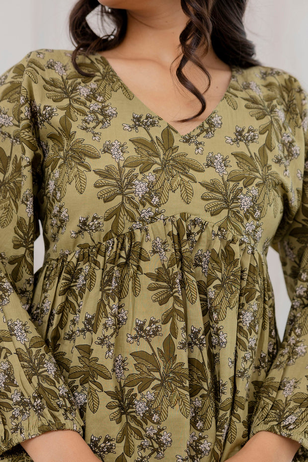 Women Green Printed V-Neck Peplum Top