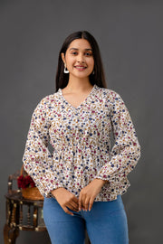 Women Off White Printed V-Neck Peplum Top