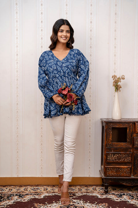 Women Navy Blue Printed V-Neck Peplum Top