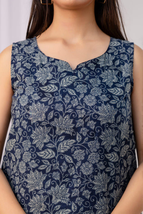 Women Navy Blue Printed Straight Top