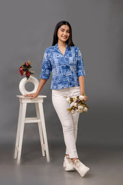 Women Blue Printed Straight Shirt
