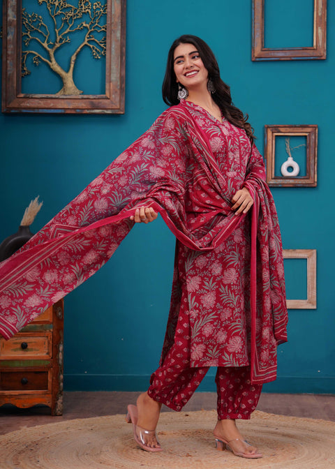 Pink Printed Straight Kurta Set With Dupatta for Women