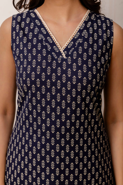 Women Navy Blue Printed Straight Shoulder Straps Kurta