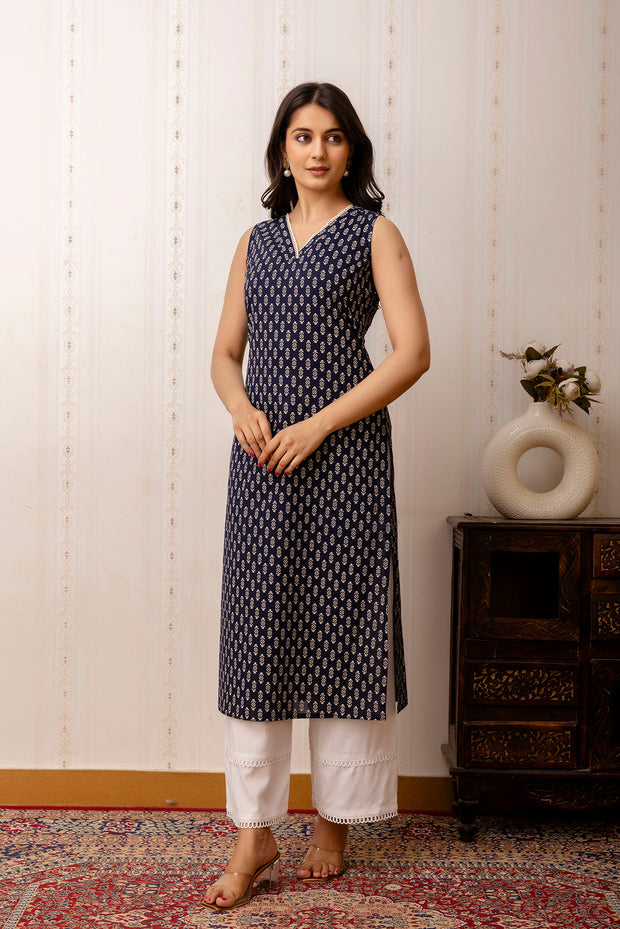 Women Navy Blue Printed Straight Shoulder Straps Kurta